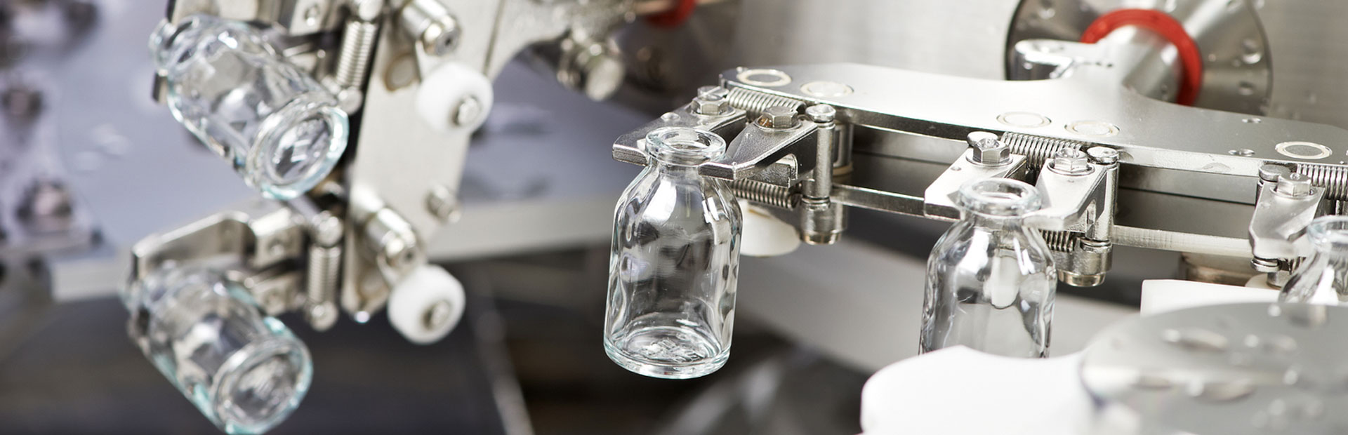 Pharmaceutical bottling machine